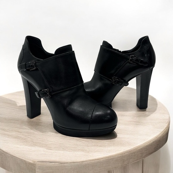 Tod's Ankle Boots In Black Leather Woman’s Size 36.5 US 6 - Picture 1 of 10